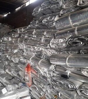 Plain Sheet Square Silver Paper Dona