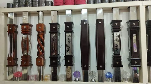 Steel Wooden Master Pillar