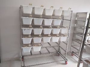 Mice Rack Trolley