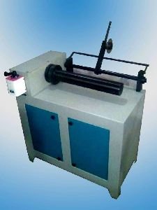 Paper core cutting machine