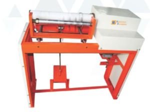 Paper core cutting machine