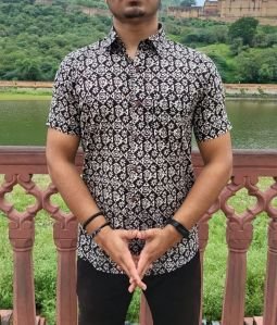 Mens Half Sleeve Printed Cotton Shirt