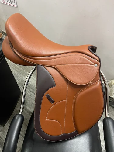 Synthetic CC Close Contact Saddle