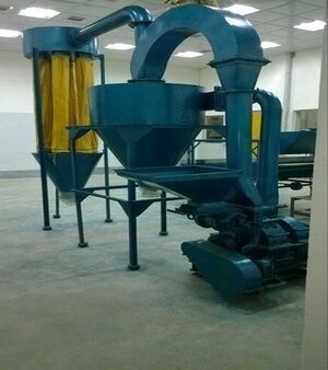 Impact Pulverizer Machine