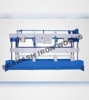 Semi Automatic Pipe Slotting Machine