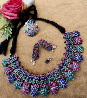 Stone choker set