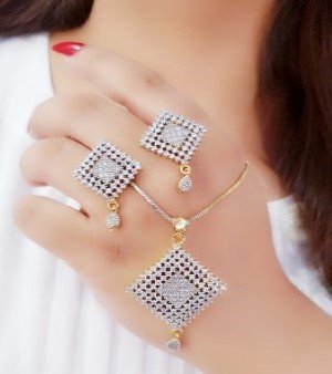 Pendant Set