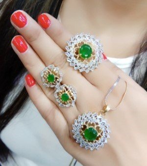 Pendant Set