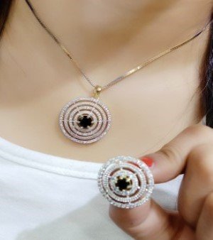 Pendant Set