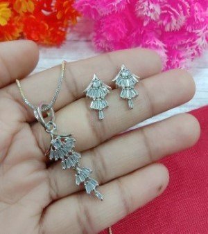 Pendant Set