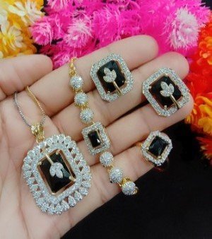 Pendant Set combos