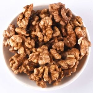 Amber Walnut Kernels