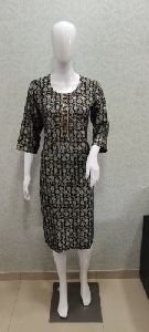 Ladies Muslin Printed Kurtis
