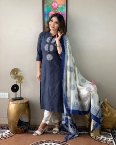 Cotton Plain Kurti Pant Dupatta Set