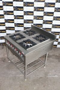 Four Burner Continental Range