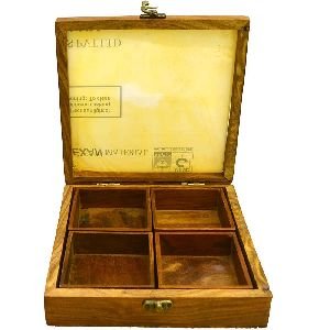 wooden dry fruit box