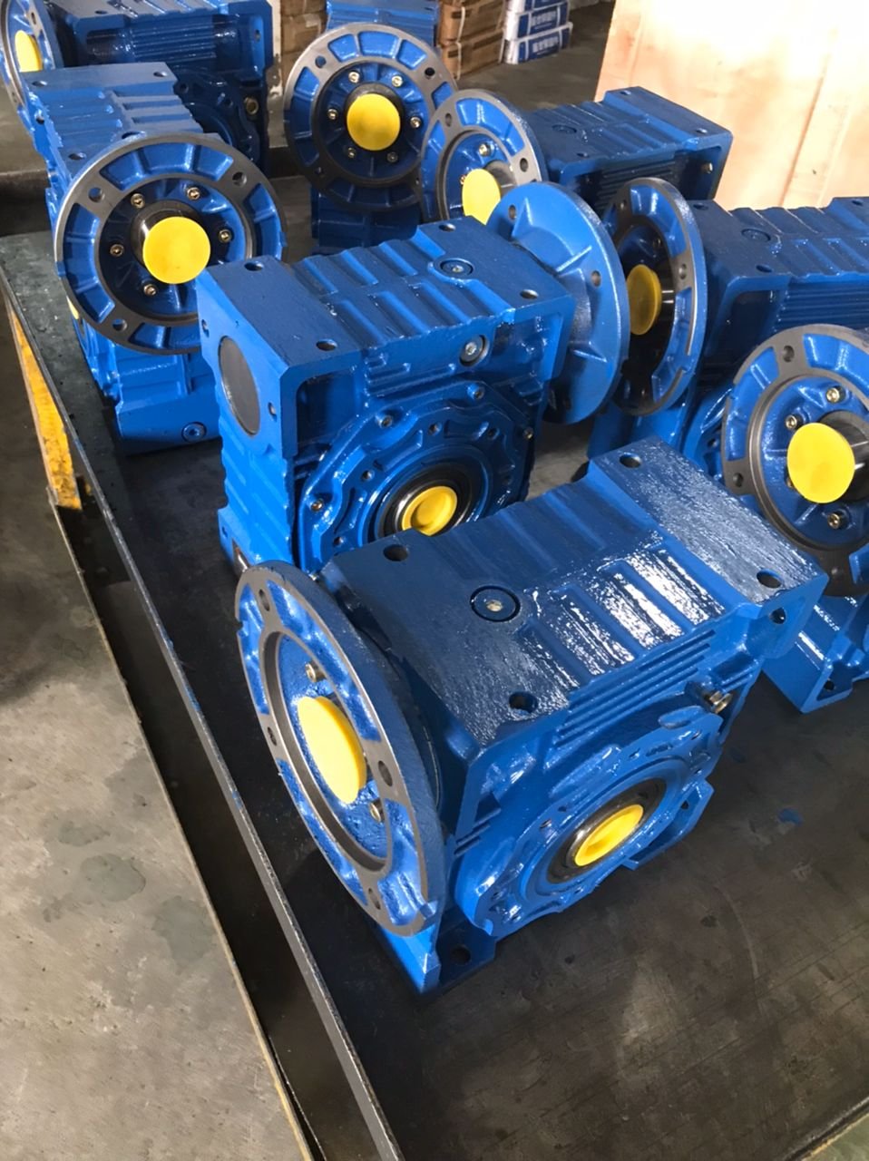 NMRV WORM GEARBOX BOX SIZE 30 TO 150
