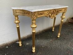 FANCY GOLDEN MARBLE TOP TABLE