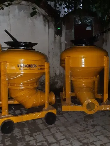 Concrete Placer Pump, Model Name/Number: MRE-700,