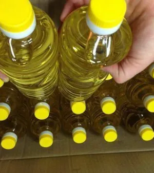 Refined Corn Oil, Grade: Premium, Form: Liquid
