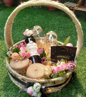 Holi Gift Hamper Basket, Shape : Round