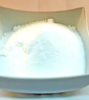 Ammonium Carbonate Powder, Colour : White