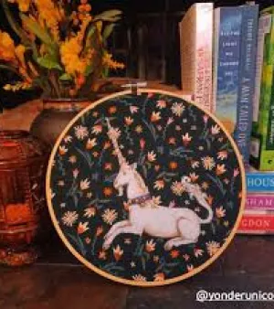 Embroidered Felt Unicorn, Application : Decoration