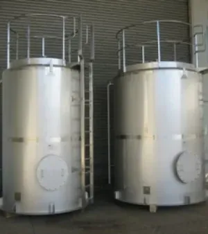 Caustic Storage Tank, Material : Stainless Steel