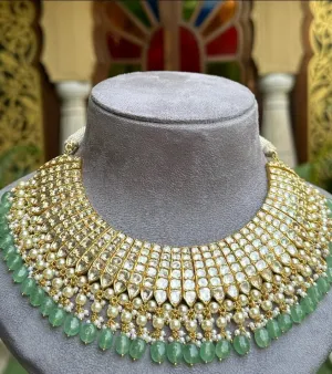 Kundan Choker