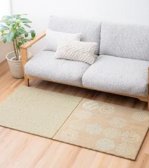 Tatami mat with panntern sq