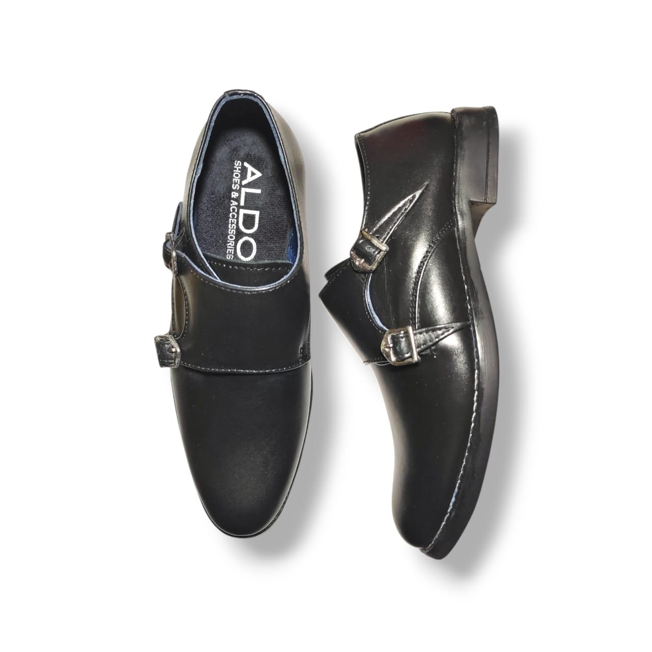 Double strap monks