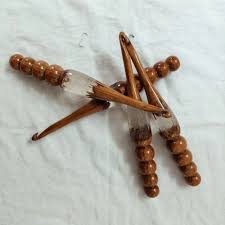 Wooden Crochet Hooks in Wood Box