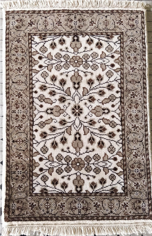 Handamde Carpet