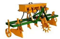 Paired Row Rizar with fertilizer drill